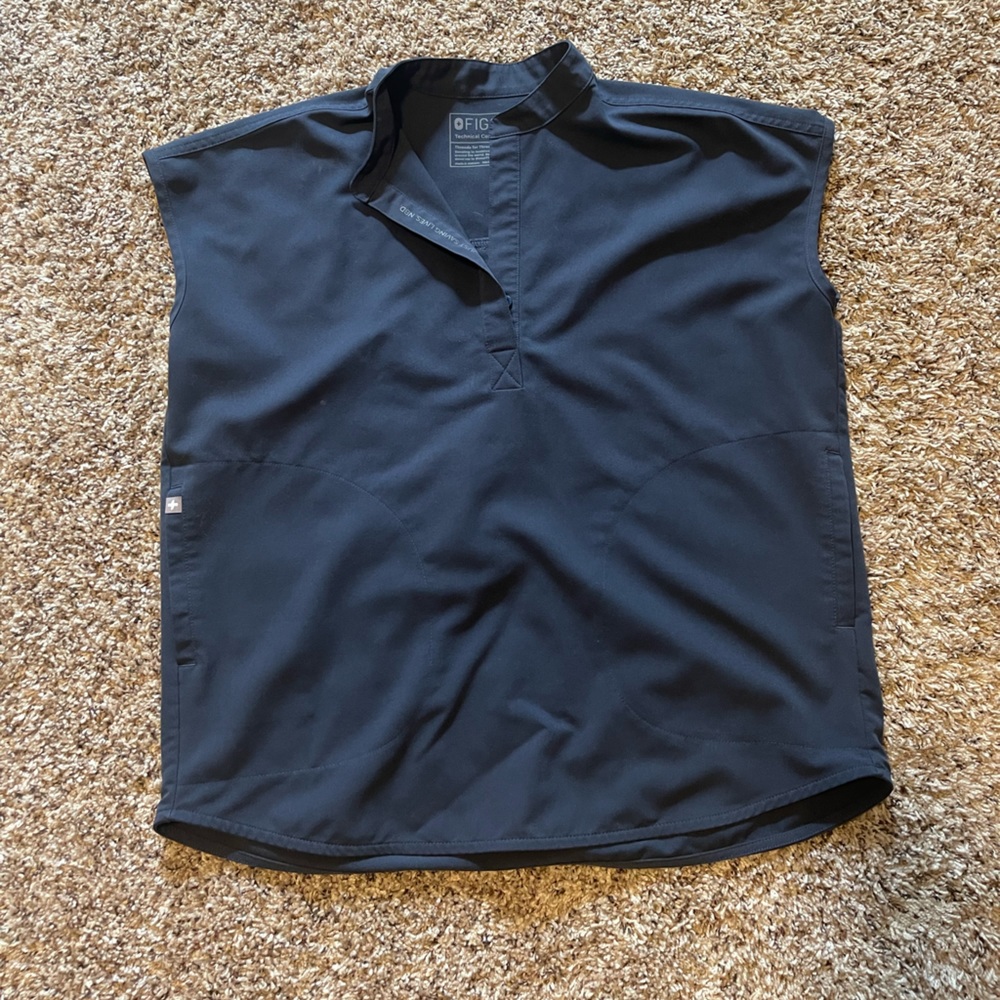 XS figs Rafaela scrub top